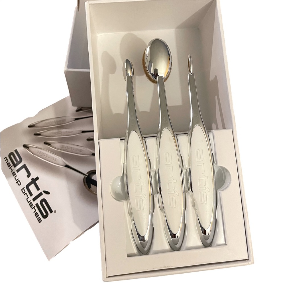 Auth Artis Brush Set Elite 3 New in Box